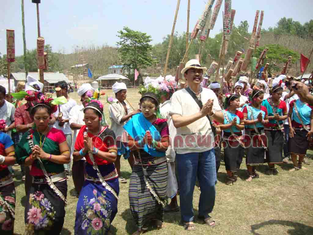 Bandarban mro pic-3 12.4